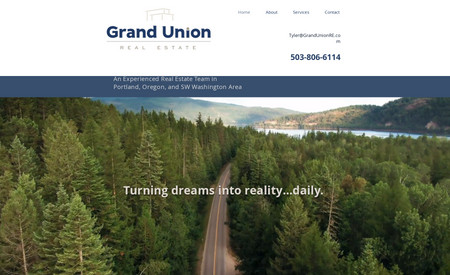 Grand Union Real Estate: Created a custom website for a real estate agent. Chose photography, design, and helped write content.