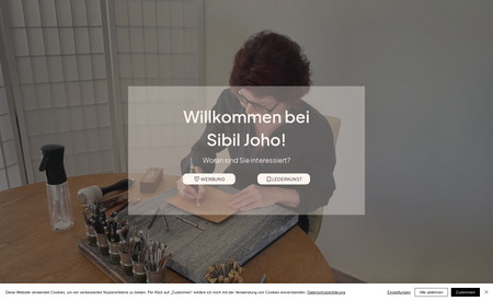 Sibil Joho: Sibil Joho - Eine begnadete Grafikdesignerin aus Horgen. Neben ihre professionelle Dienstleistungen für Unternehmen führt Sibil eine einzigartige Ledeschule für alle Enthusiaten an. Die Herausforderung war bei dem Projekt beides zu kombinieren. Wir sind mit dem Ergebnis sehr zufrieden.