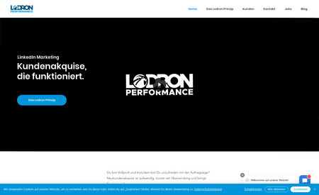 Lodron Performance - LinkedIn Marketing Agentur: Komplettes Branding der Firma Lodron Performance, vom Logo über die Texte bis zum Erstellen der Fotos. 
